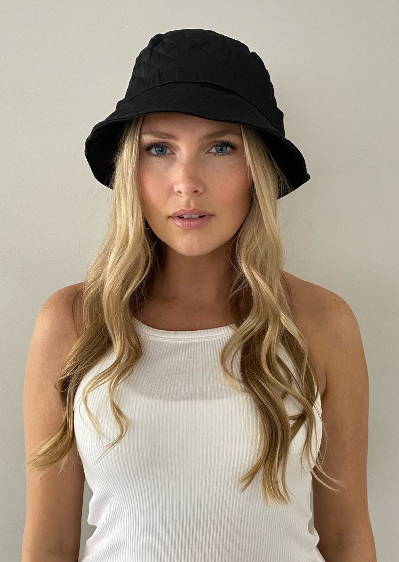 York Black Bucket Hat For Women Extra-Large Packable Waterproof